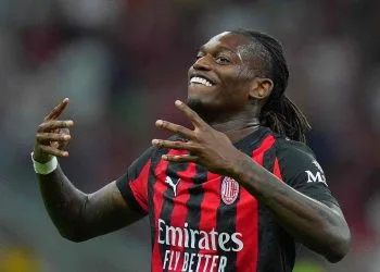 Rafael Leao con la maglia del Milan (Foto: Web)