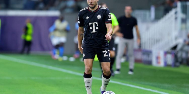 Raphael Guerreiro, esterno del Bayern Monaco (Foto Ansa)