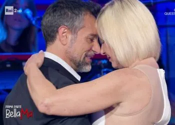 Pietro Delle Piane e Antonella Elia (Foto: screen Raiplay)