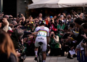 Diretta Giro di Lombardia 2025 Tadej Pogacar