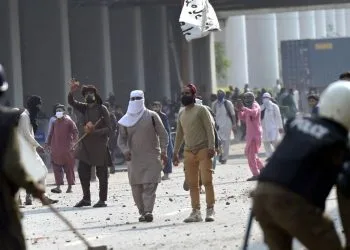 Proteste e scontri a Islamabad, Pakistan