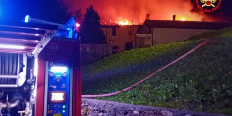 Incendio al monastero di Bernaga
