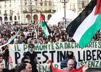 Corteo per la pace a Gaza, Torino, 11 ottobre 2025 (Ansa)