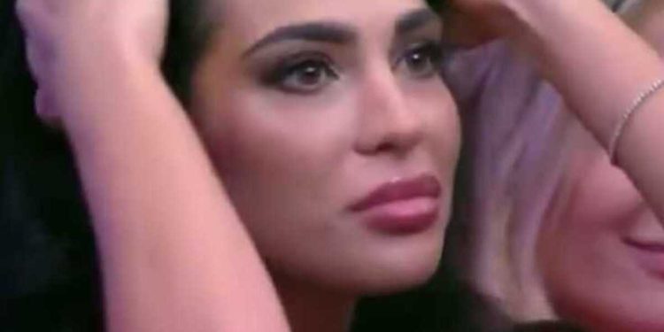 Rasha piange al Grande Fratello