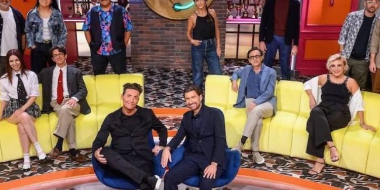 Lol Chi ride è fuori 6 concorrenti