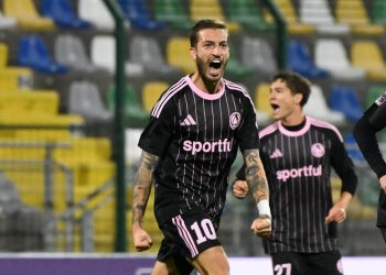 Luca Clemenza esulta con la Dolomiti Bellunesi (da facebook.com/DolomitiBellunesiOfficial)