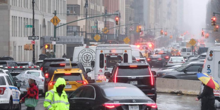 Tempo uggioso a New York, USA (Ansa)