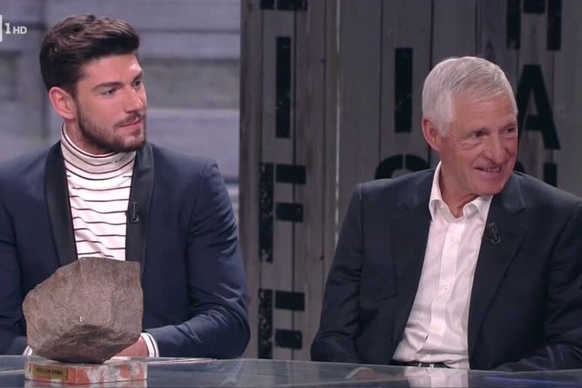 Francesco Moser e il figlio Ignazio (Foto: screen Raiplay)