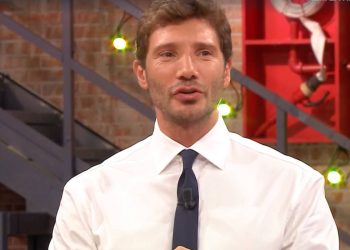 perché affari tuoi non va in onda