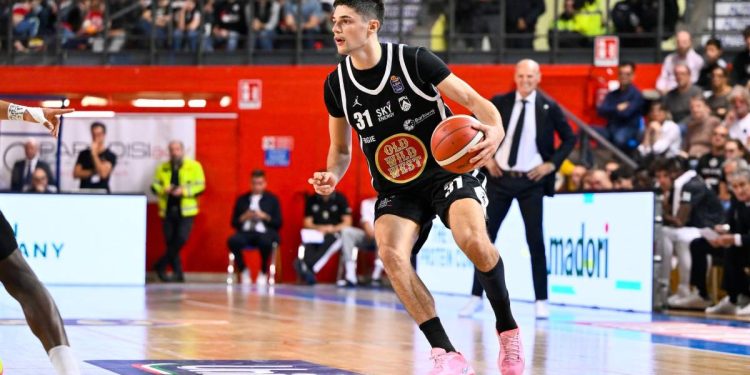 Andrea Calzavara con la APU Udine (da facebook.com/apudine)