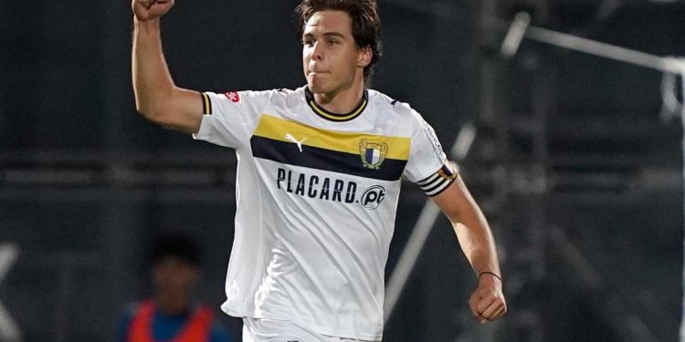 Gustavo Sà con la maglia del Famalicao (Foto: Web)