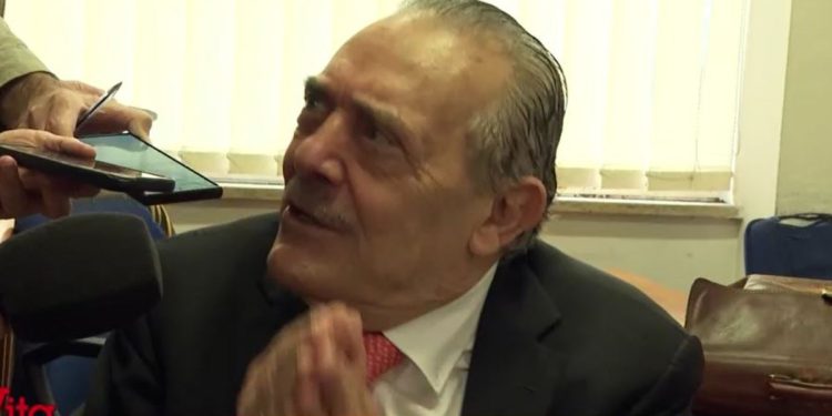 Rino Barillari vs Gerard Depardieu (La vita in diretta)