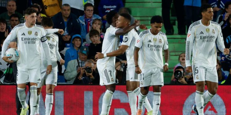 Il Real Madrid festeggia un gol (Foto ANSA)