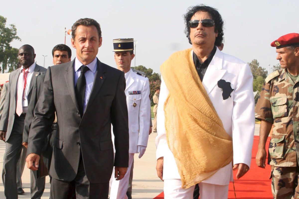 Sarkozy e Gheddafi