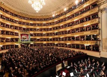 L'interno del Teatro alla Scala di Milano (Ansa)