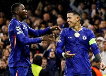 Enzo Fernandez esulta dopo il rigore trasformato per il Chelsea (Foto Ansa)