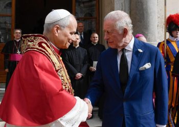 Leone XIV e Carlo III (Ansa)