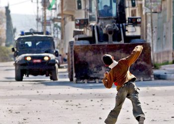 Intifada in Cisgiordania, a Yenin, nel 2006. (Ansa)