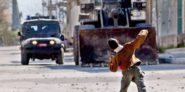 Intifada in Cisgiordania, a Yenin, nel 2006. (Ansa)