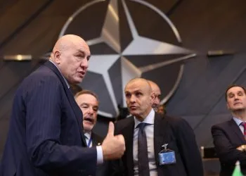 Crosetto e ministri NATO