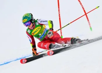 Julia Scheib nel gigante femminile di Soelden (Foto ANSA)