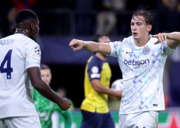 Francesco Pio Esposito e Ange-Yoan Bonny con l'Inter (Foto ANSA)