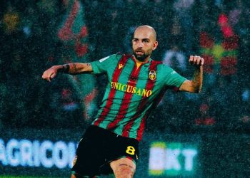 Ed McJannet con la maglia della Ternana (da facebook.com/TernanaCalcioSpa)