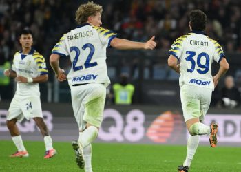 Il Parma in azione in trasferta (Foto Ansa)