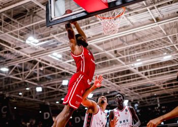 Un momento di Reggiana-Olimpia Milano (olimpiamilano.com)