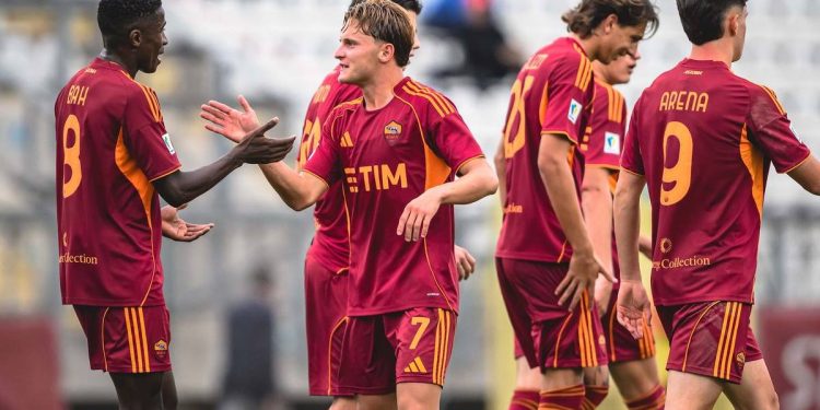 L'esultanza dei calciatori della Roma U20 (asroma.com)