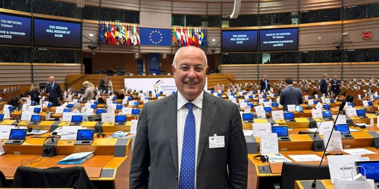 Klaus Algieri al Parlamento Europeo delle Imprese