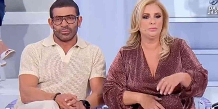 gianni sperti e tina cipollari contro martina de ioannon