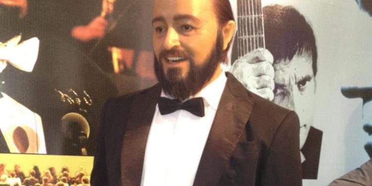 Luciano Pavarotti