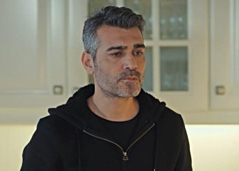 La forza di una donna anticipazioni 6 novembre 2025 (Screen Mediaset Infinity)