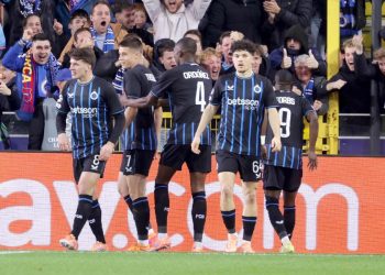 L'esultanza dei calciatori del Bruges contro il Barcellona (Foto Ansa)