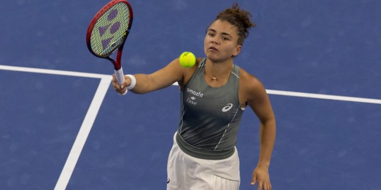 Jasmine Paolini in azione (Foto ANSA)