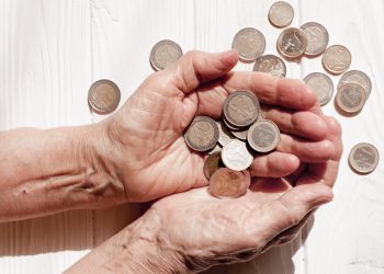 Monete in mano