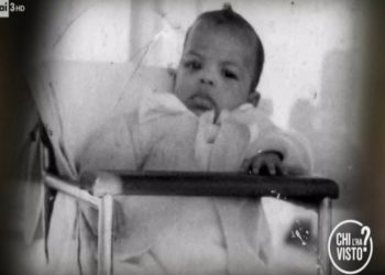 Il figlio sconosciuto di Malcolm Simon (Foto: Screenshot Raiplay)