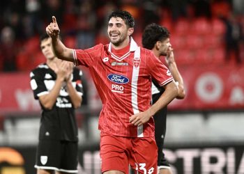 Ravanelli esulta dopo un gol col Monza (acmonza.com)