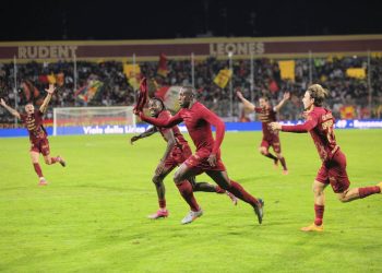 L'esultanza di Okaka dopo un gol col Ravenna (ravennafc.it)