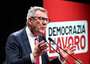 Maurizio Landini, segretario della CGIL (Ansa)