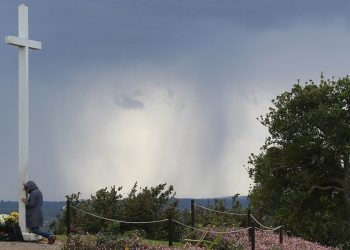 La Croce Gloriosa di Dozulé (Foto: Twitter/X)