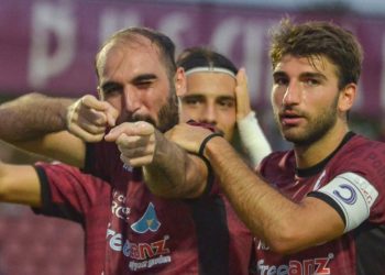 L'esultanza dei calciatori del Pontedera (Facebook Lega Pro)