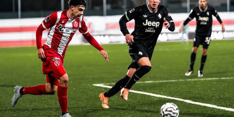 La Vis Pesaro in azione contro la Juventus Next Gen (vispesaro1898.it)