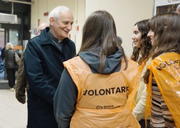 Card. Zuppi alla Colletta Alimentare