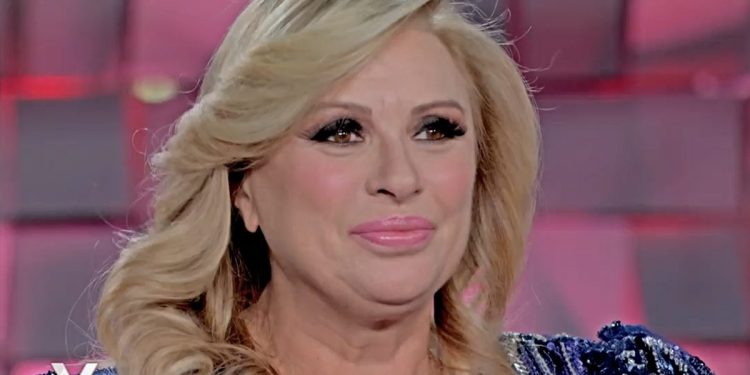 Tina Cipollari, l'apprensione per i figli, il legame con i fratelli e l'amore (Screen Mediaset Infinity)