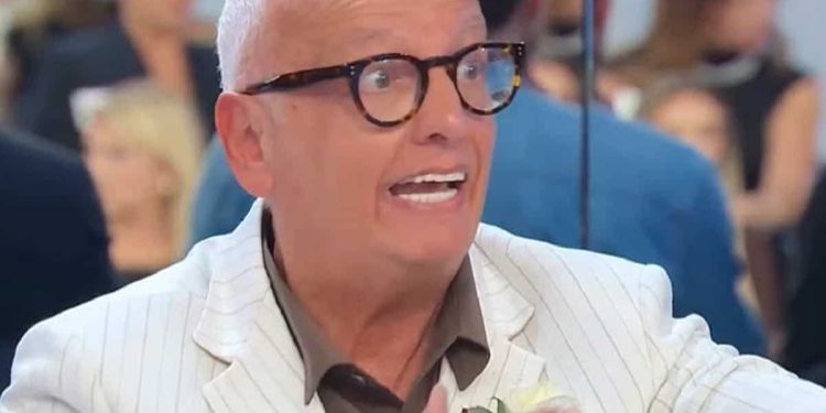 Chi è Enrico, cavaliere di Uomini e donne/ Scende per Marina ma lascia il numero a Barbara De Santi (Fonte WittyTV)