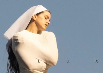 La copertina di "Lux"