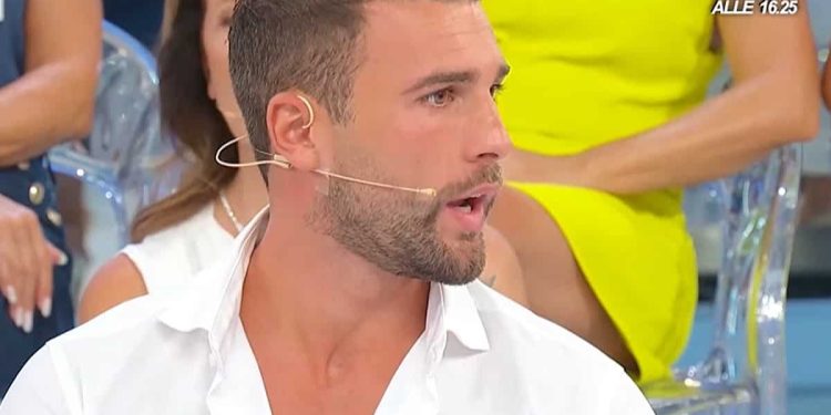 flavio ubirti tra martina e nicole