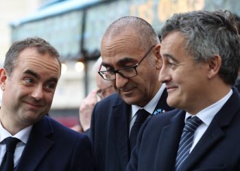 Sébastien Lecornu, premier, Laurent Nunez, ministro dell'Interno, Gerald Darmanin, ministro della Difesa (Ansa)